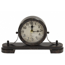 KANDALLÓ ÓRA FÉMBŐL "VICTORIA STATION" FELÍRATTAL  28 CM