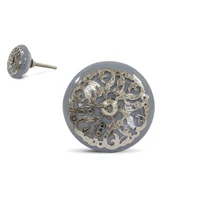 SZÜRKE KERÁMIA BÚTORGOMB PATINÁS EZÜST MINTÁVAL